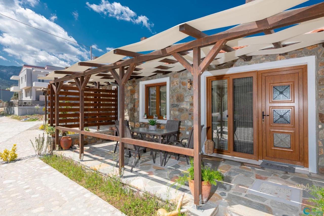 Villa Eleni'S Stone House Skala Potamia  Exterior foto