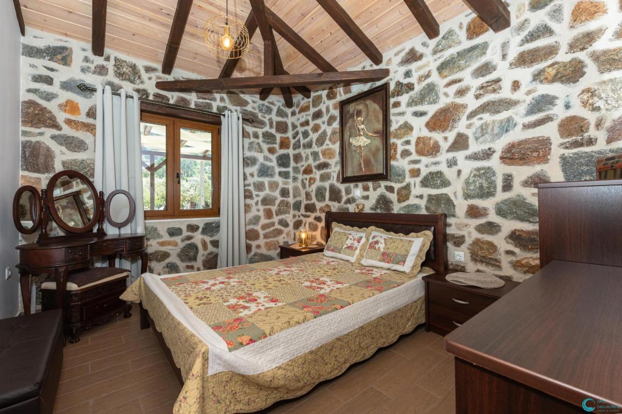 Villa Eleni'S Stone House Skala Potamia  Exterior foto